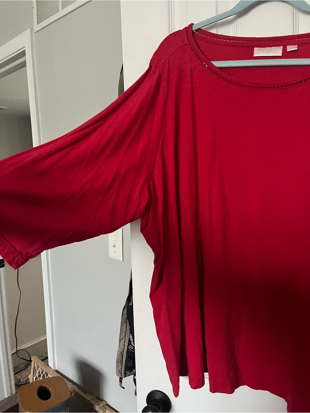 Belle By Kim Gravel Slub Knit Women's Red 3/4 Sleeve Scoop Neck Top - Picture 2 of 3